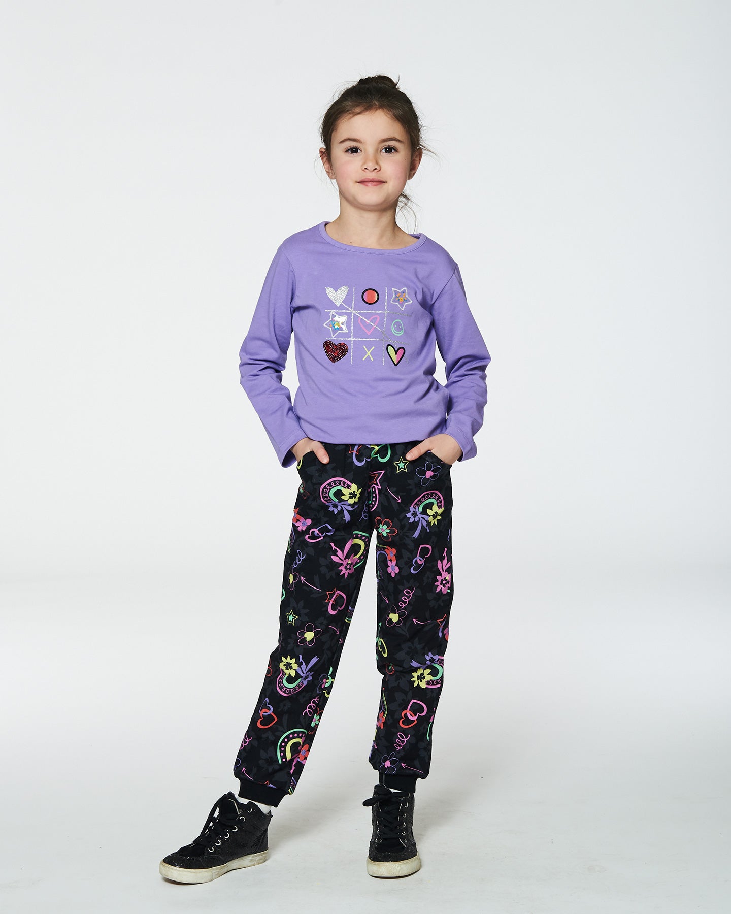Boutique Petites Fleurs - Jogging imprimé Collection Étoiles, Arc en ciel et Coeurs G20L20 - Deux par Deux