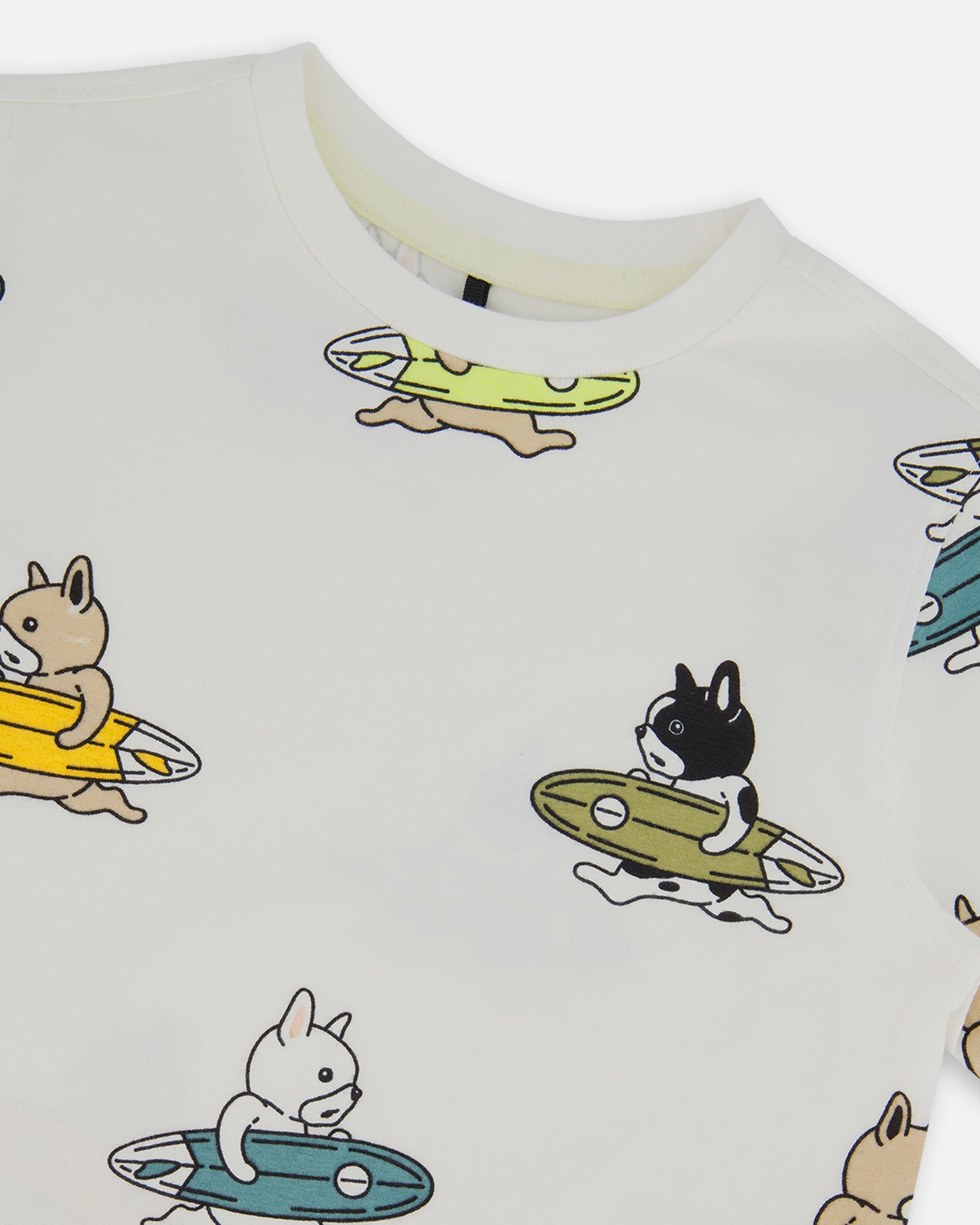 T-shirt imprimé chiens sur planches de surf G30U77