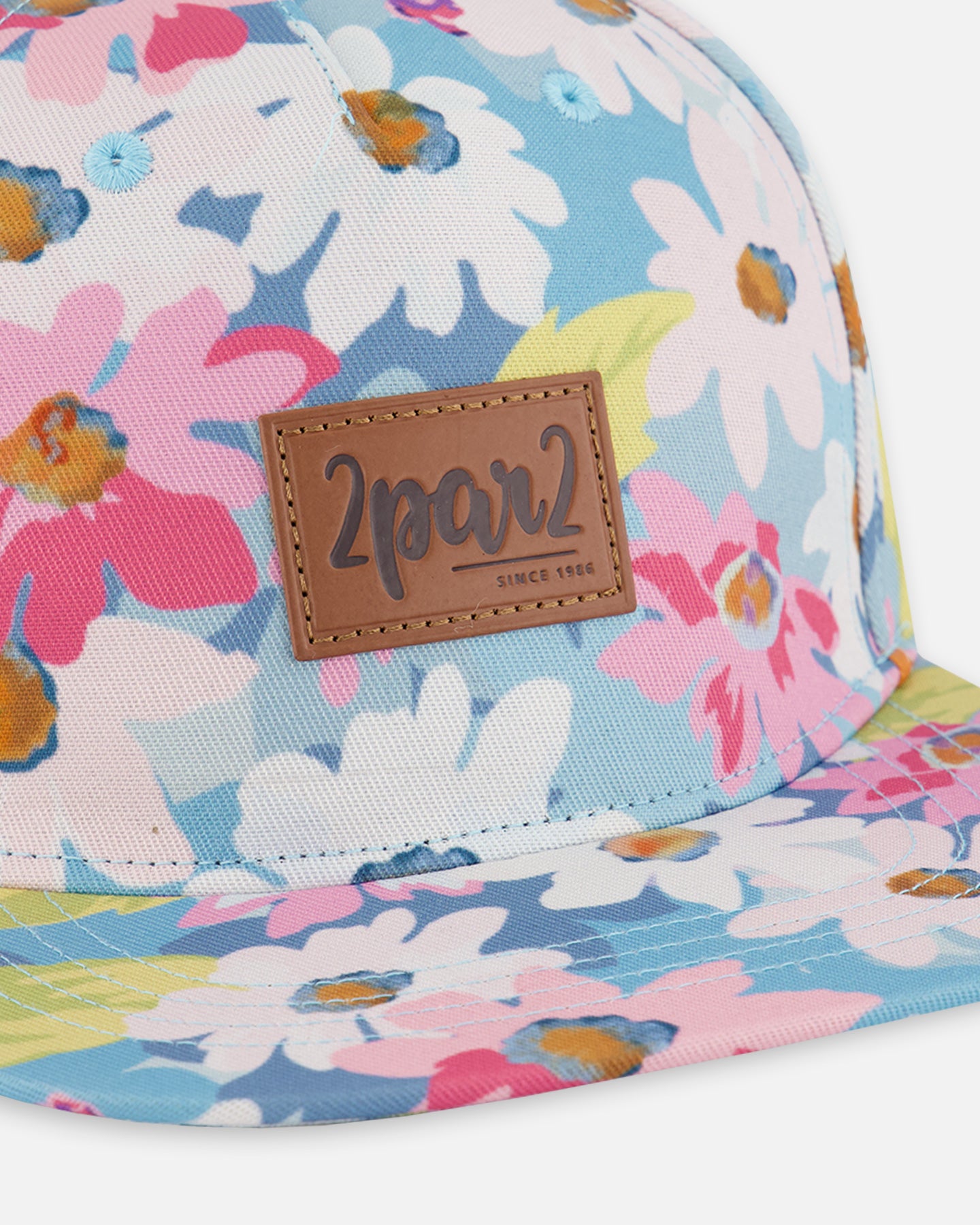 Casquette imprimée à fleurs blanches, roses et vertes G30VGC