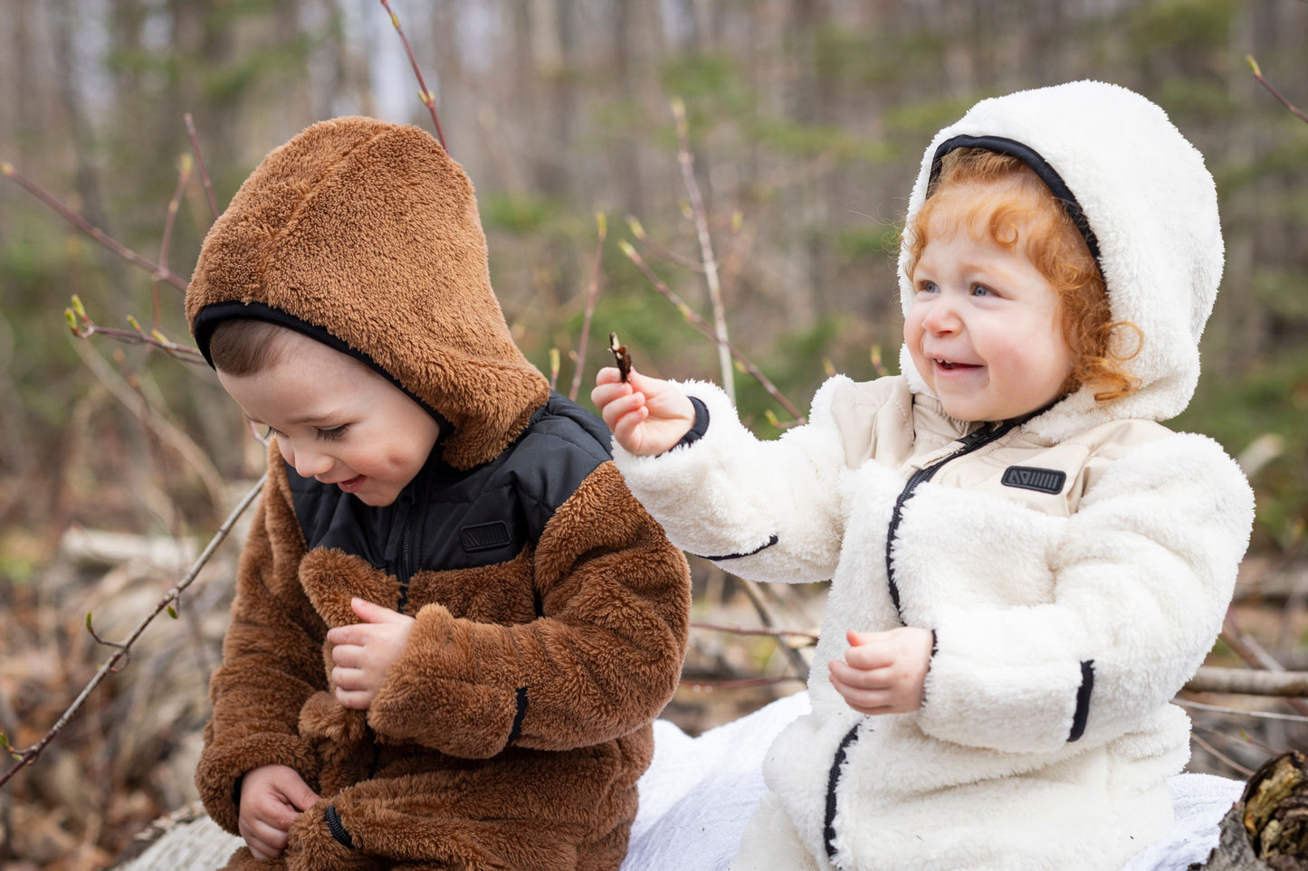 Boutique Petites Fleurs - Combinaison sherpa Taupe pour bébé F23VS101 - nano collection