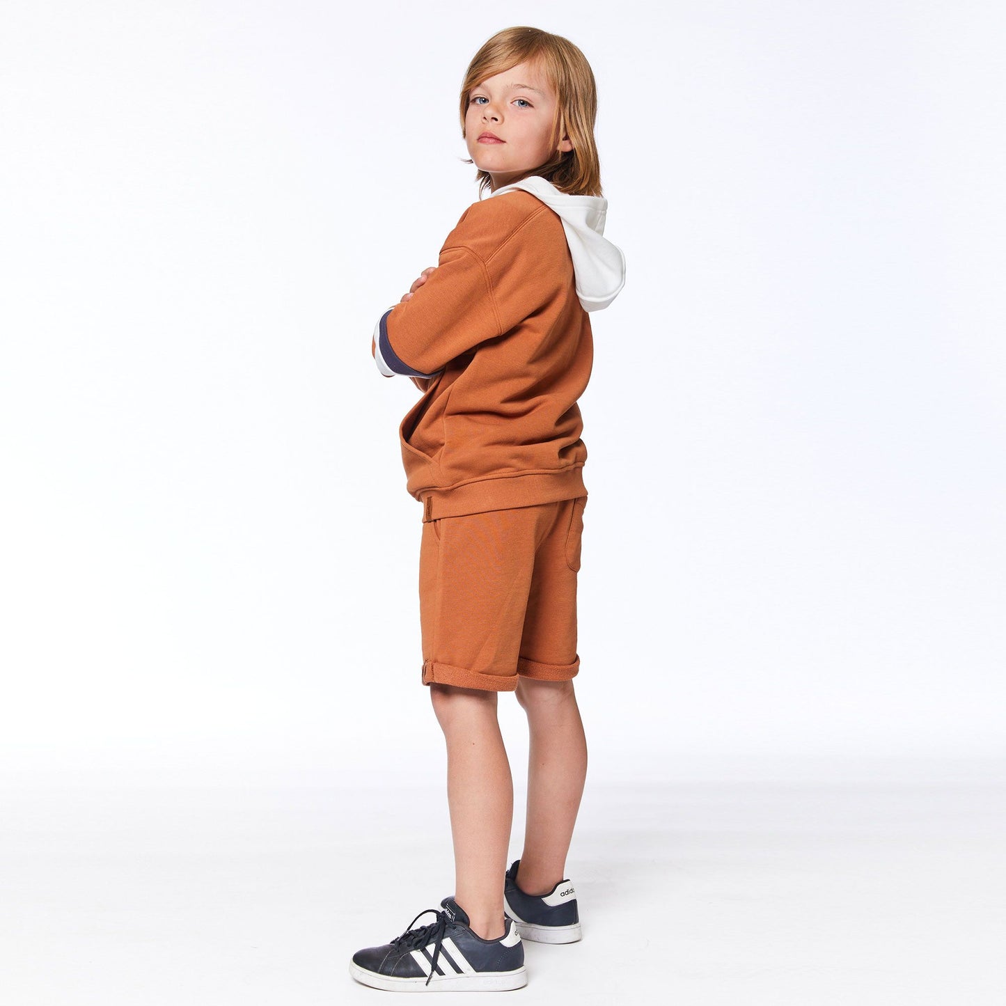 Boutique Petites Fleurs - Cardigan à capuche en molleton français caramel E30U33 - Deux par Deux