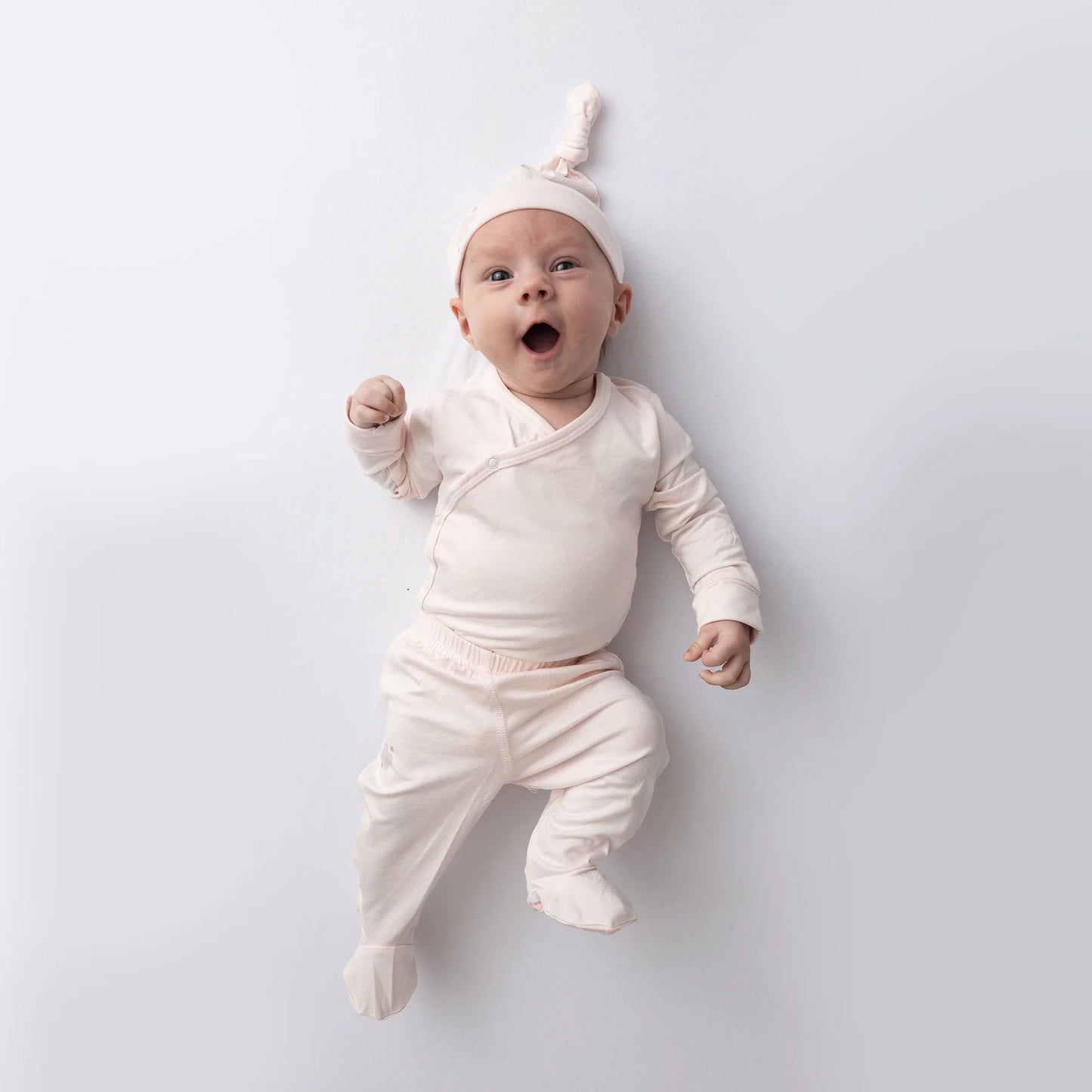 Boutique Petites Fleurs - Ensemble pour bébé 3 pièces komfies Rose blush de Kushies