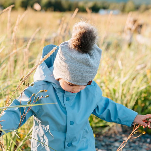 Boutique Petites Fleurs - Tuque mi-saison avec pompon amovible Gris Calikids S2202