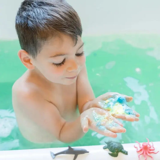 Funky fish food/ sel de bain amusant pétillants et moussants de Loot